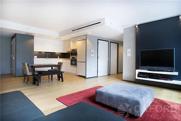 Rented by R New York | media 37