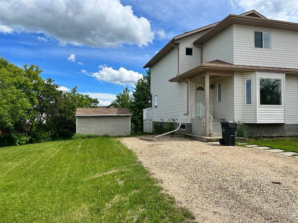10047 98th St, Sexsmith, AB T0H 3C0 Zillow