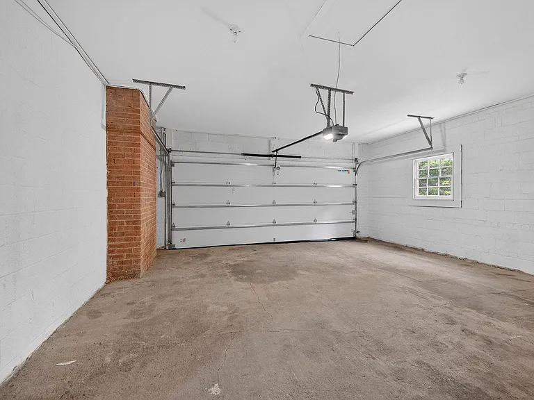 11523 Vale Rd — Photo 19