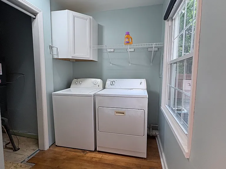 1238 E 49th St — Photo 23