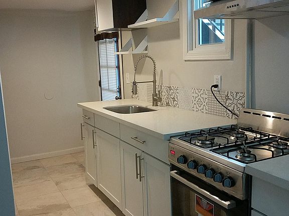 2nd image of 4024 54th St APT 3