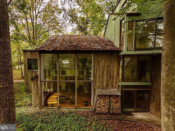 4th image of 36 Rabbit Run Rd