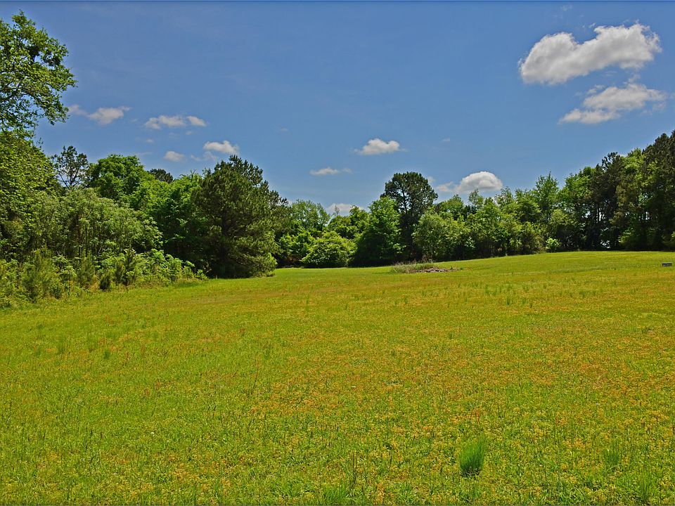 2nd image of 0 Ridgelake Cir Lot 24