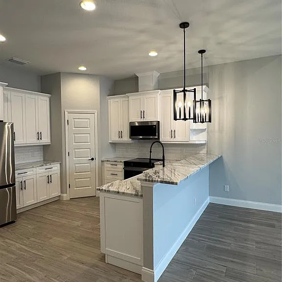 1172 Windjammer Dr — Photo 10