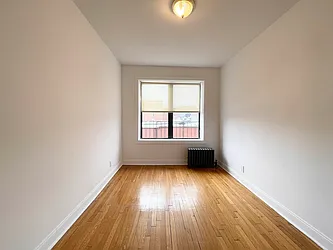 Rented by Century 21 Premier 