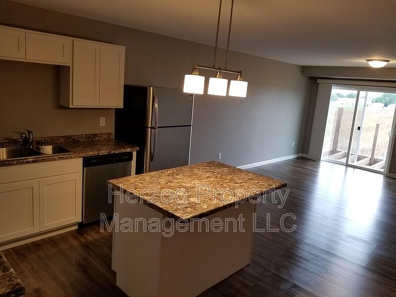 231 Legion Field Rd Marshall MN Zillow