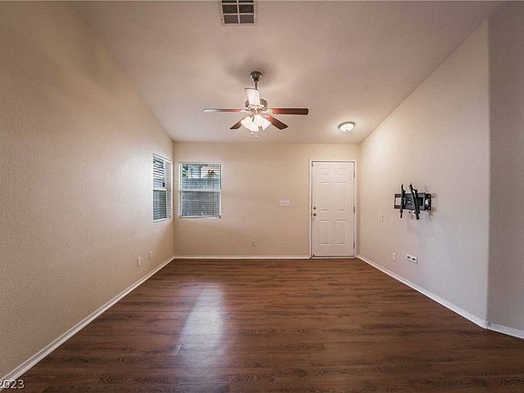 5th image of 7521 Costanoa St