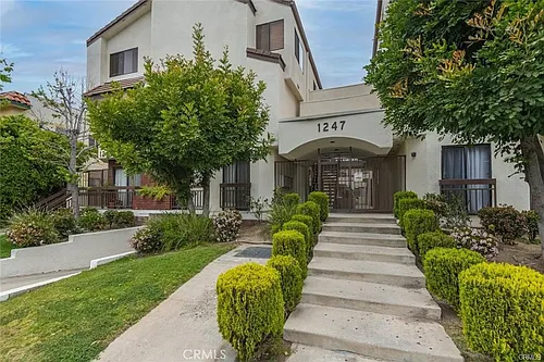 1247 E Wilson Ave #9 Photo 1