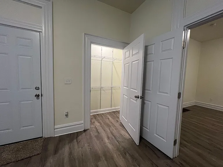 2217 Spring St #1 — Photo 11