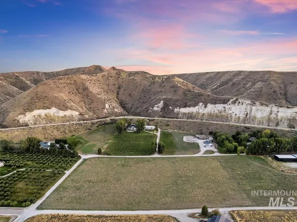 4565 Harvest Ln, Emmett, ID 83617