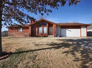 1936 S Longford Ct, Wichita, KS 67207