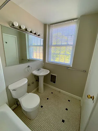 Floor plan 963-309