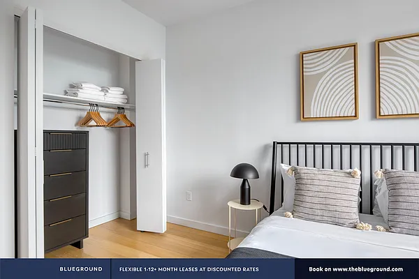 Rented by The Blueground | media 52