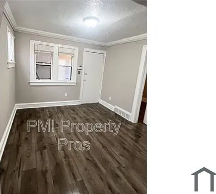 3 bed, $1,600 — Photo 3