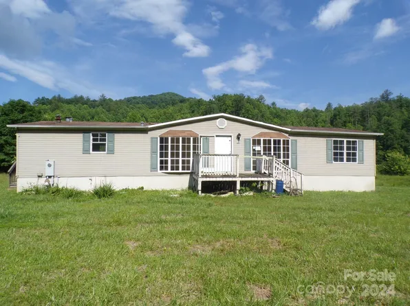 12458 State Highway 209, Hot Springs, NC 28743