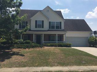 305 Rockingham Dr, Loganville, GA 30052