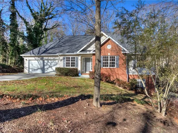 24 Timberwood Dr, Silver Creek, GA 30173