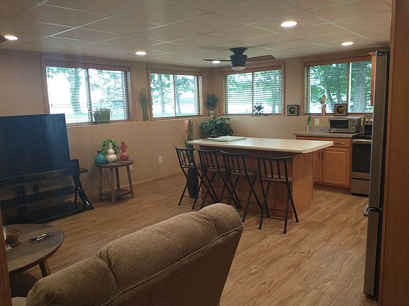 3rd image of 87 Sanborn Rd #1