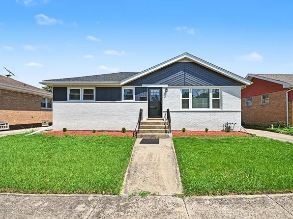 811 E End Ave, Hillside, IL 60162