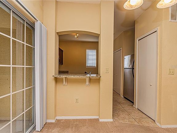 5th image of 114 Vista Verdi 212 Cir