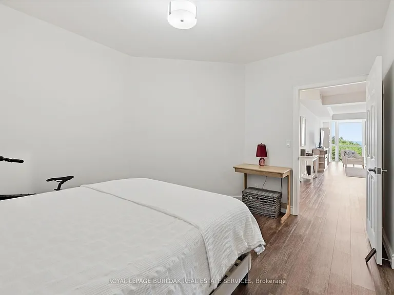 1477 Lakeshore Rd #305 — Photo 34