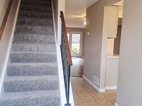 4th image of 110 Elmur Dr