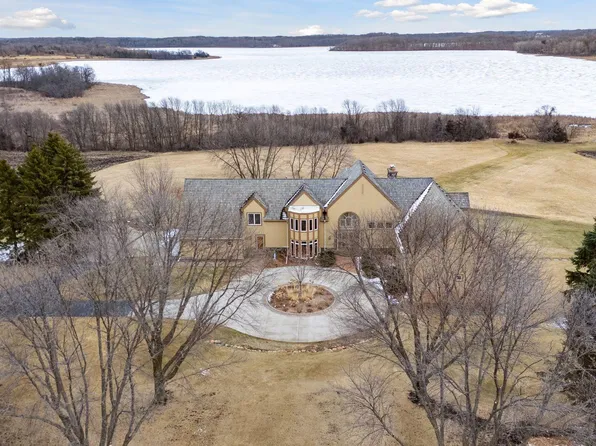 2300 County Road 92, Maple Plain, MN 55359
