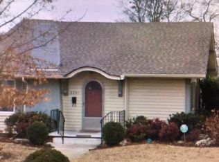 2207 E 13th St, Tulsa, OK 74104