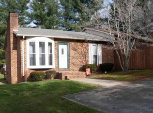 1726 Todd Dr, Johnson City, TN 37604