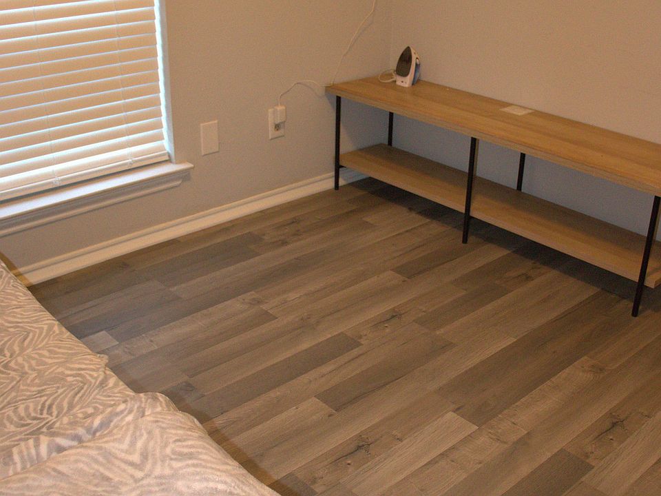 1st image of 1757 Northview #B