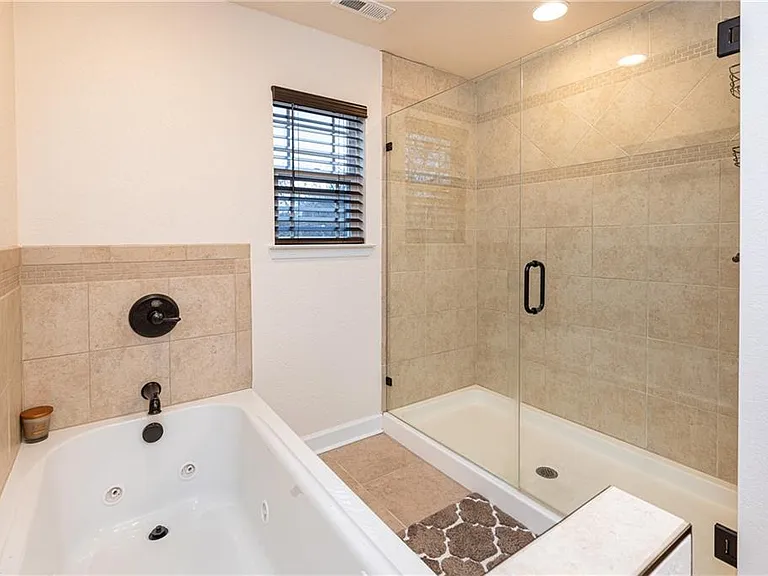 5919 Orcutt Ave — Photo 13
