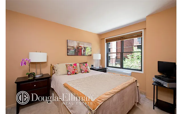 Sold by Douglas Elliman | media 12