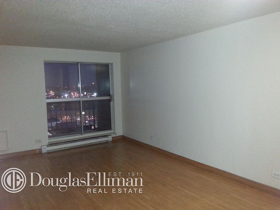 1st image of 1990 Lexington Ave APT 18B
