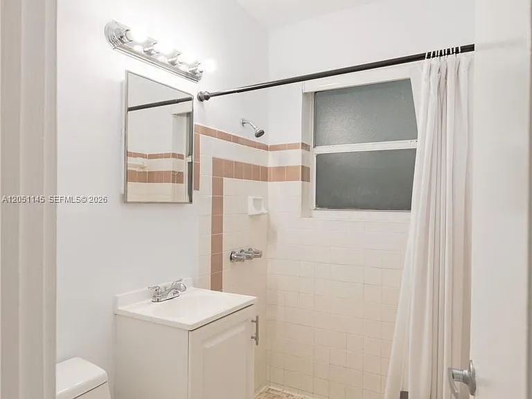 2825 SW 3rd Ave #4 — Photo 7