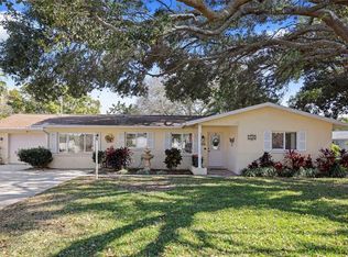 1549 San Christopher Dr, Dunedin, FL 34698