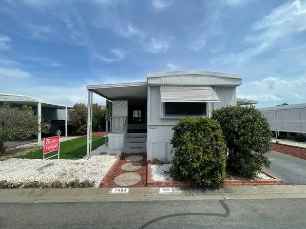 7404 White River Ln, Sacramento, CA 95842