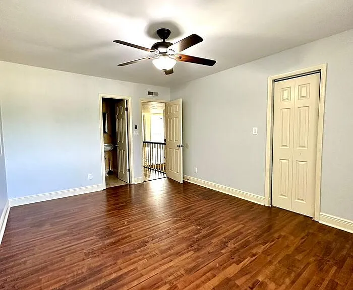 5826 Whiting Ct — Photo 14