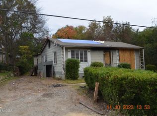 1061 Brisbane St, Macon, GA 31206