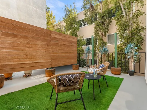 1045 N Kings Rd APT 107, West Hollywood, CA 90069