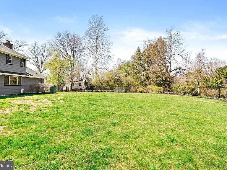 18 Cranbury Neck Rd — Photo 8