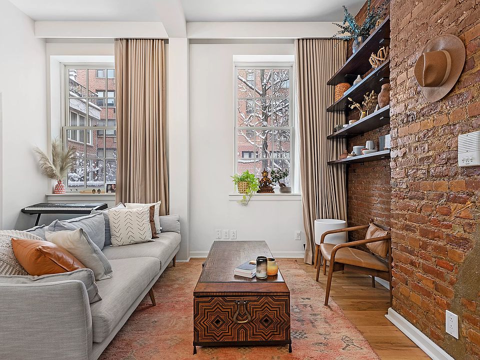 1st image of 815 Greenwich St APT 2A