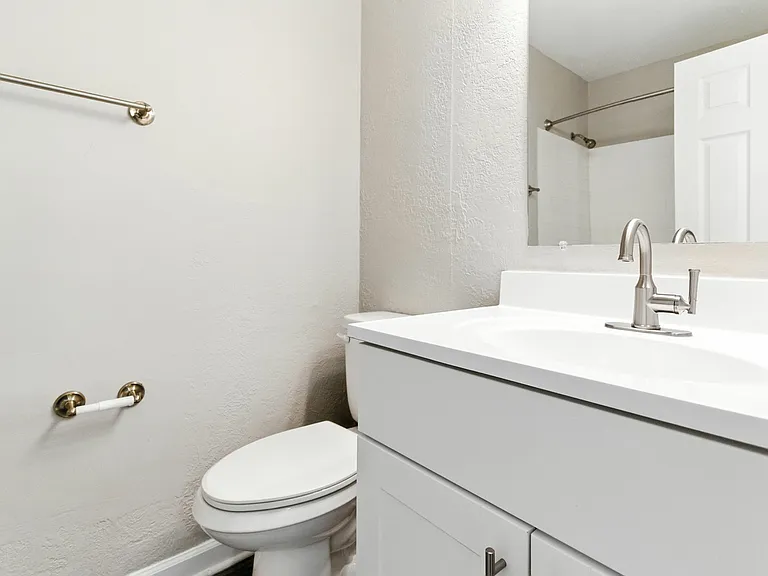 The Rye Apartments — Photo 25