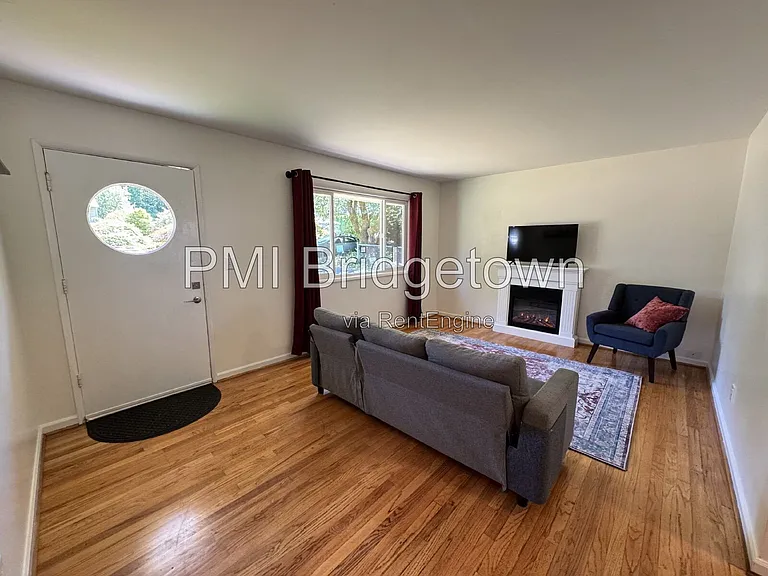 9725 SE 29th Ave — Photo 8