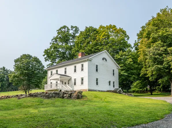 33 Merryall Road, New Milford, CT 06776