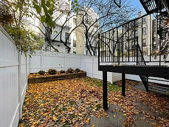 Rented by Brown Harris Stevens