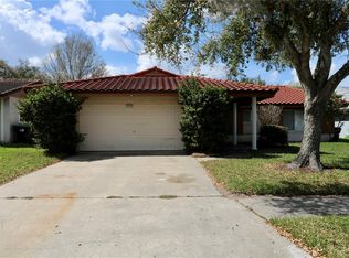 10322 Manila Bay Dr, Orlando, FL 32821