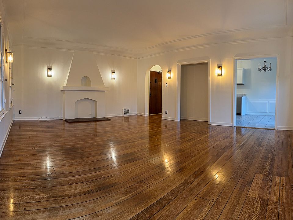 1st image of 437 S Cochran Ave APT 4