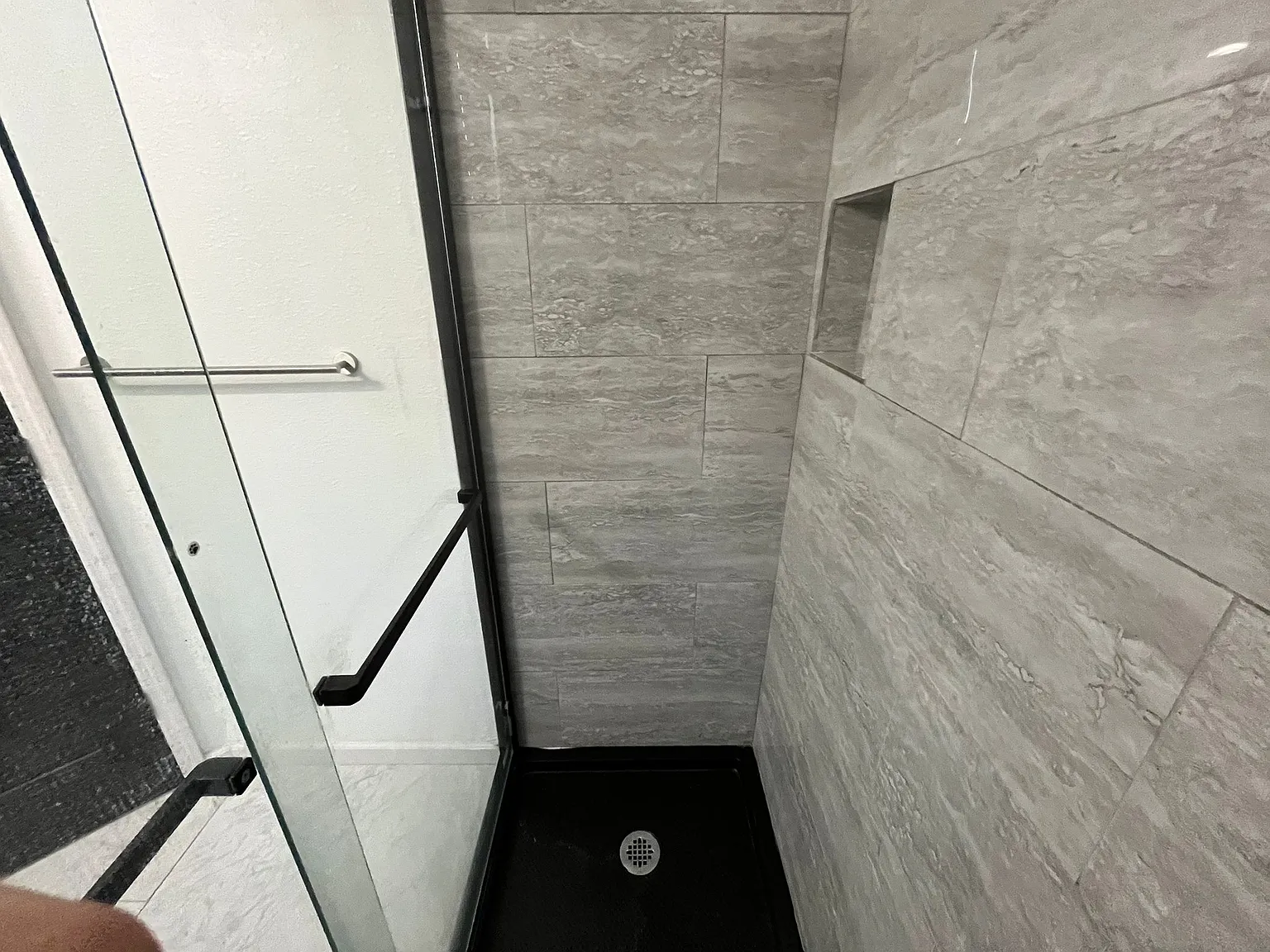 1 bed, 234 sqft, $870 — Photo 3