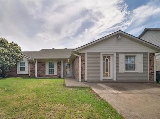 4704 Moss Rose Dr, Fort Worth, TX 76137