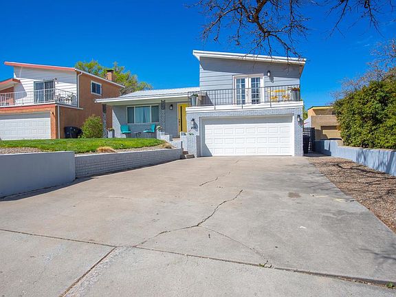 3rd image of 205 Solano Dr SE